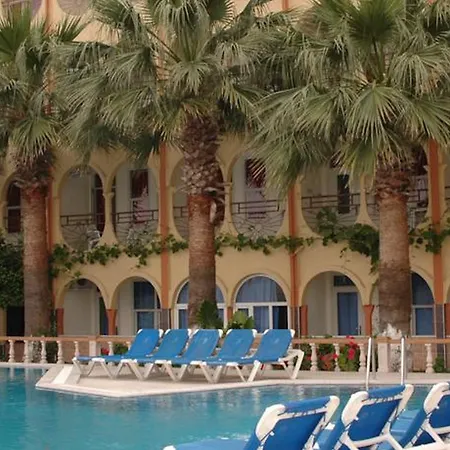 Palmiye Otel 2*