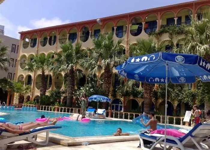 Hotel Palmiye 2*